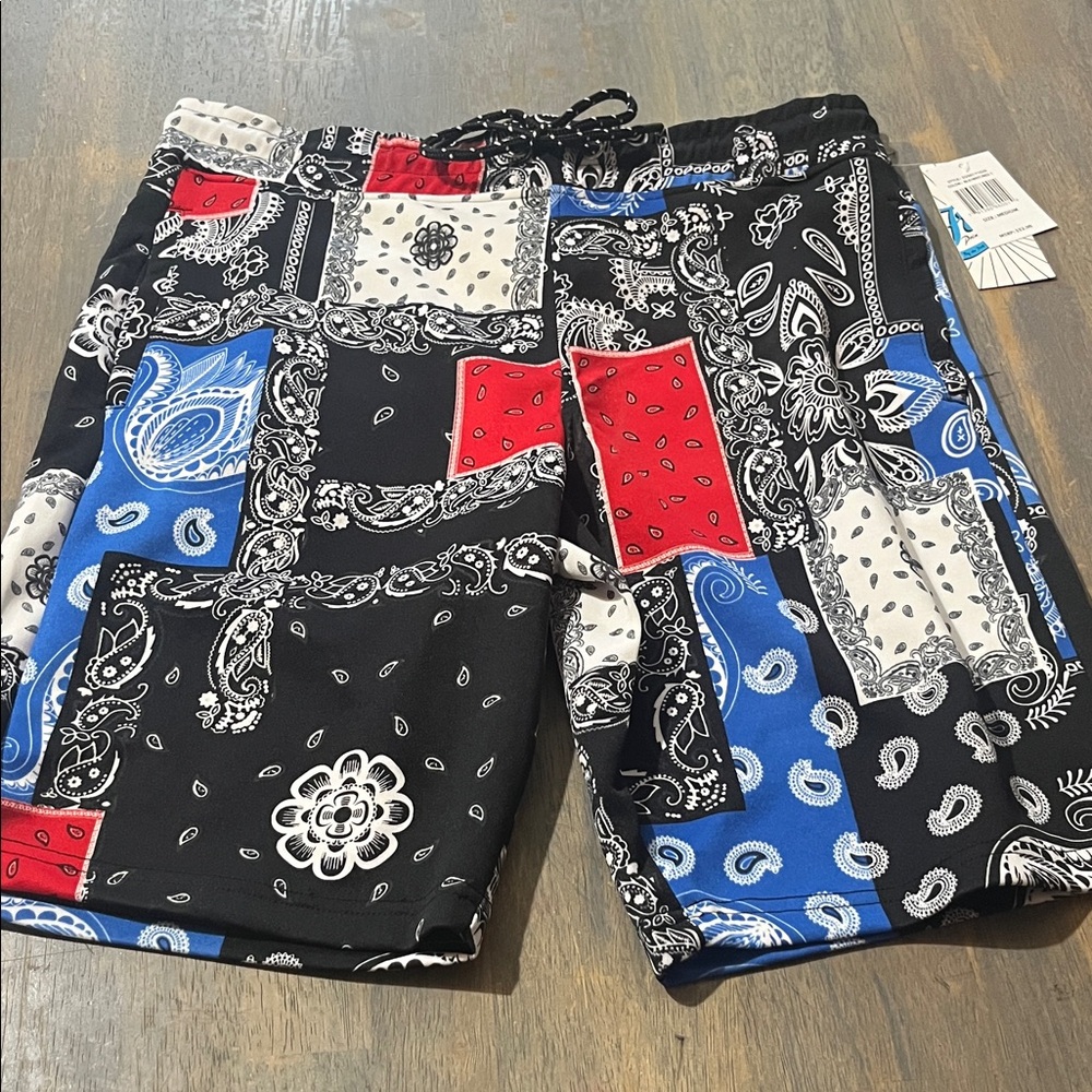 Fresh Prints of Bel-Air men’s medium shorts nwt #157